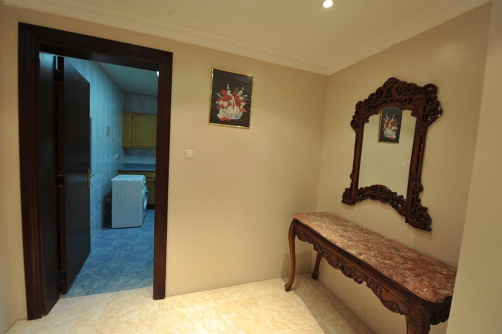 Nadinah Janadriyah Suites 13 חדר תמונה
